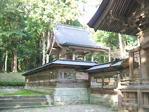 高倉神社本殿