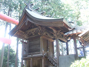 松尾神社本殿