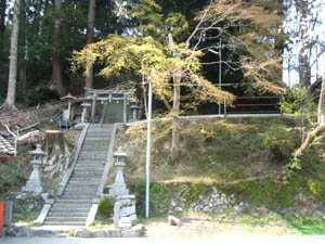 稲荷神社全景